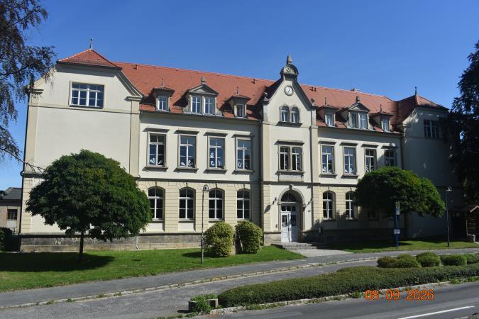 Grundschule Arnsdorf - Stolpener Straße
