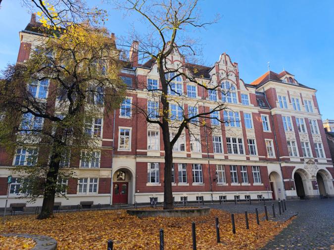 Grundschule Innenstadt am Fischmarkt | Ansicht vom Fischmarkt