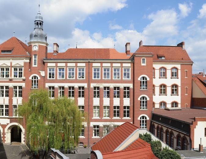 Grundschule Innenstadt am Fischmarkt | Blick vom Elisabethplatz