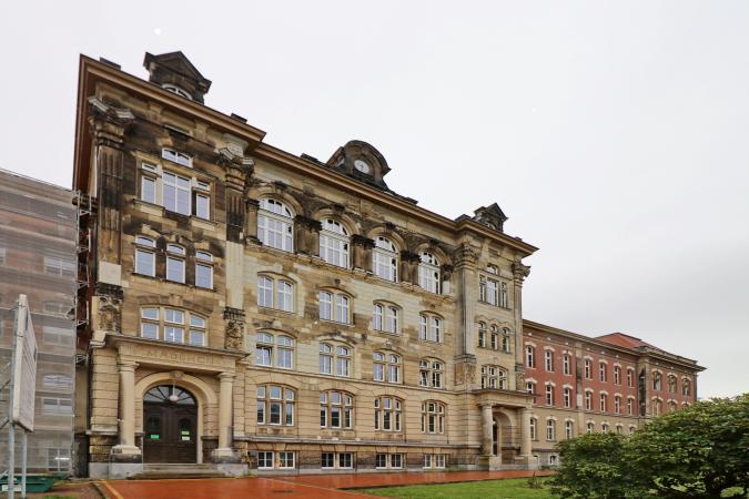 Schulgebäude Grundschule