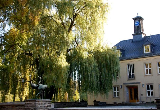 Haupteingang Schule