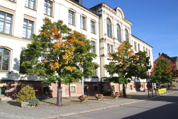 Schulgebäude der Oberschule