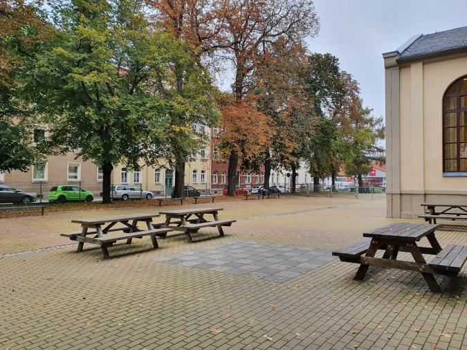 hinterer Schulhof