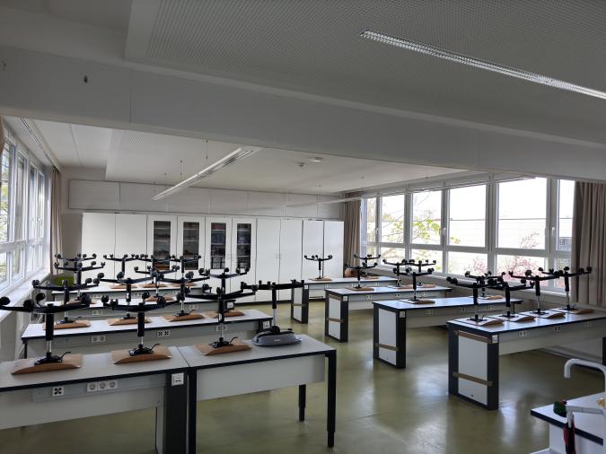 Physik-Fachraum der 107. Oberschule