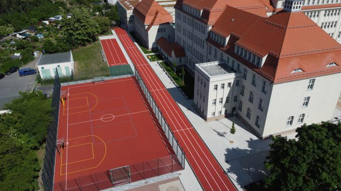 Blick auf die Sportfreianlagen