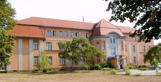 Schloßpark 30