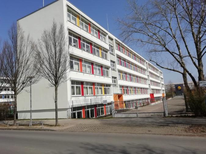 Schulgebäude