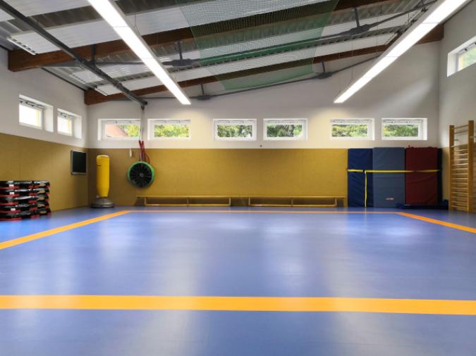 Sporthalle