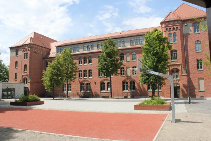 Schulgebäude