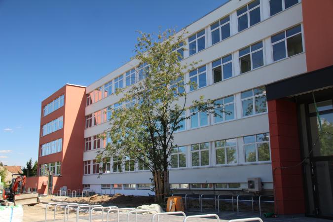 Schulgebäude